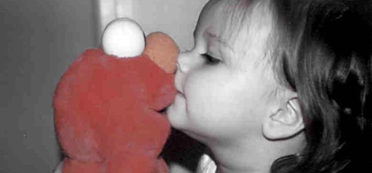 Divorce: New Sesame Street Videos Help Kids Deal with Trauma toddler kissing Sesame Street Elmo