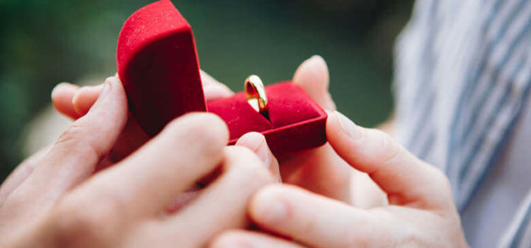 Selling Your Engagement Ring After Your Divorce? sell engagement ring online